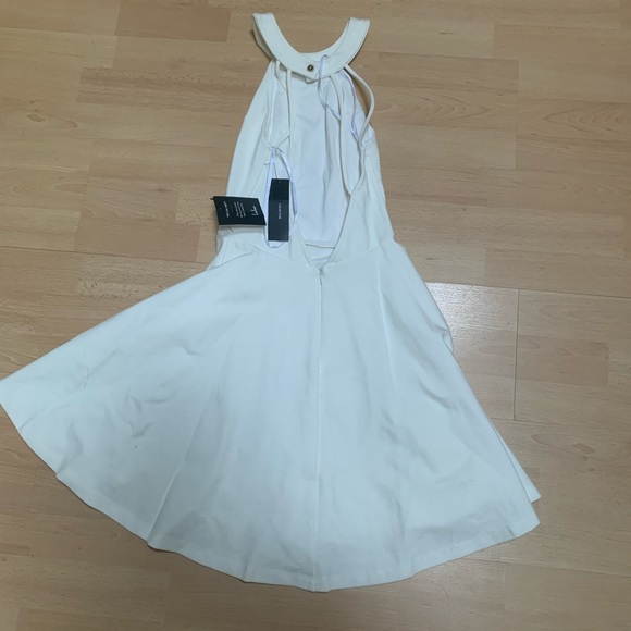 Lulu’s open back skater dress NWT - Picture 2 of 3